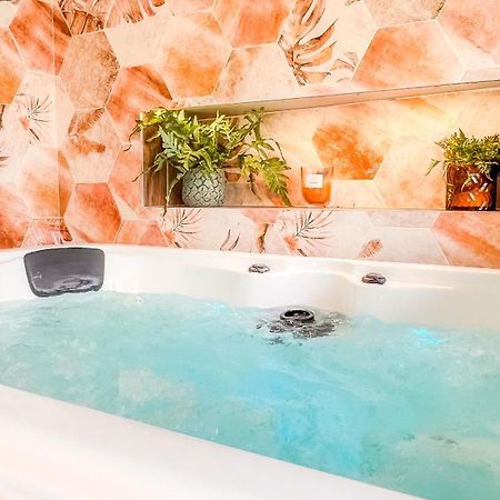 Atoumo Appartement Love Jacuzzi & Jardin Disneyland Paris Quincy-Voisins Exteriör bild