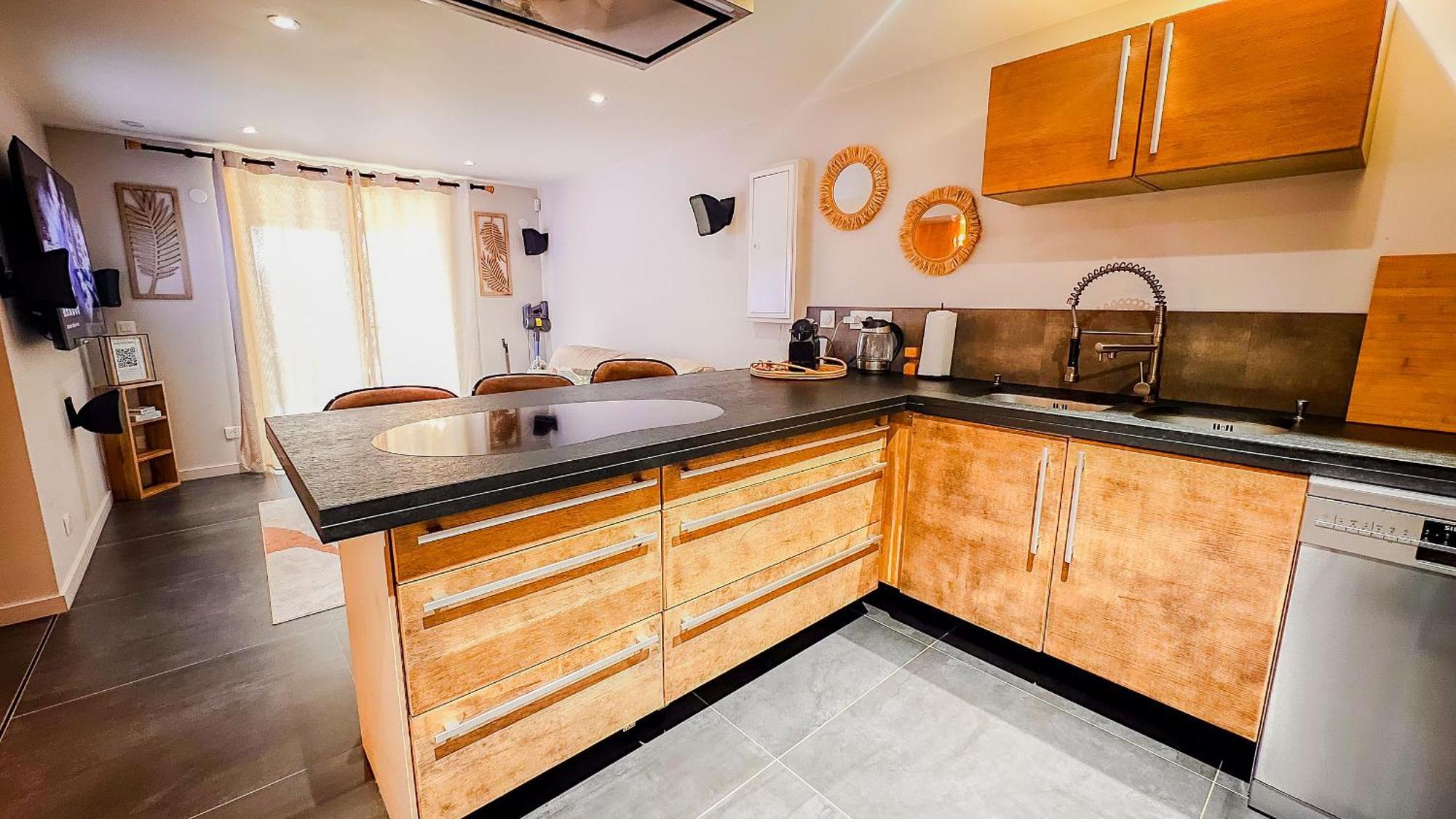 Atoumo Appartement Love Jacuzzi & Jardin Disneyland Paris Quincy-Voisins Exteriör bild